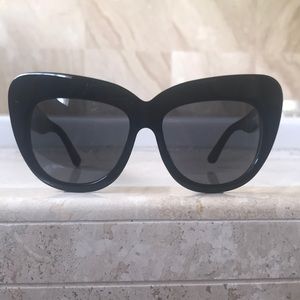 Black House of Harlow Sunglasses